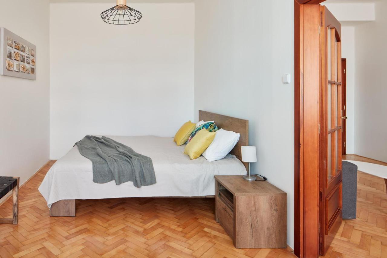 Prague Days - Spacious 3Bdr Apartment - Trendy Neighbourhood Extérieur photo